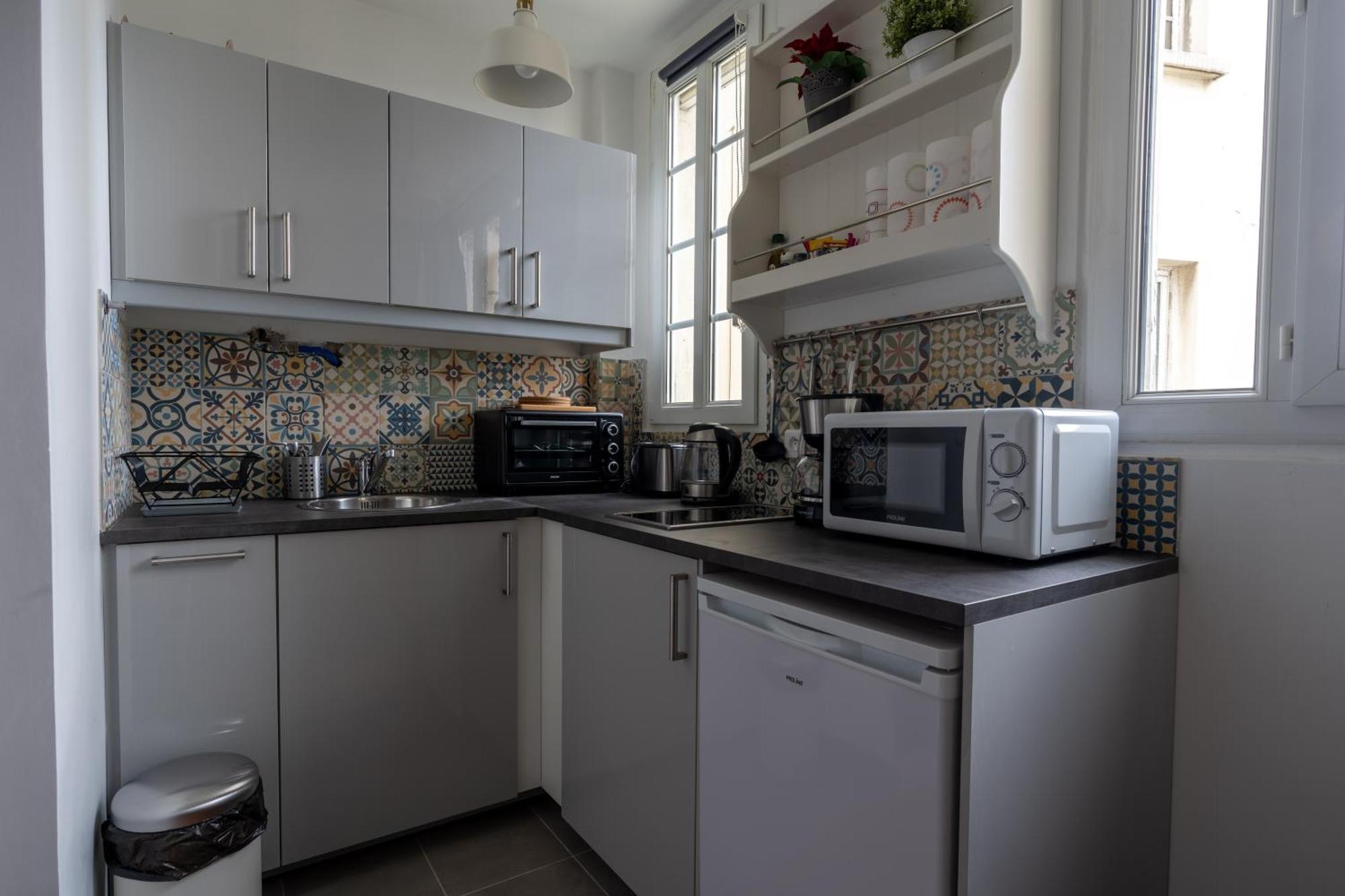 Charmant 2 Pieces Pour 4 Personnes A Courbevoie Apartment Exterior photo